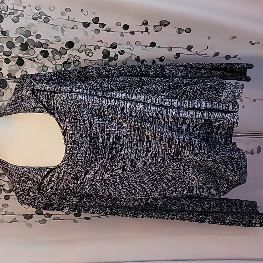 Olivia Sky 🖤 moto style sweater (436)